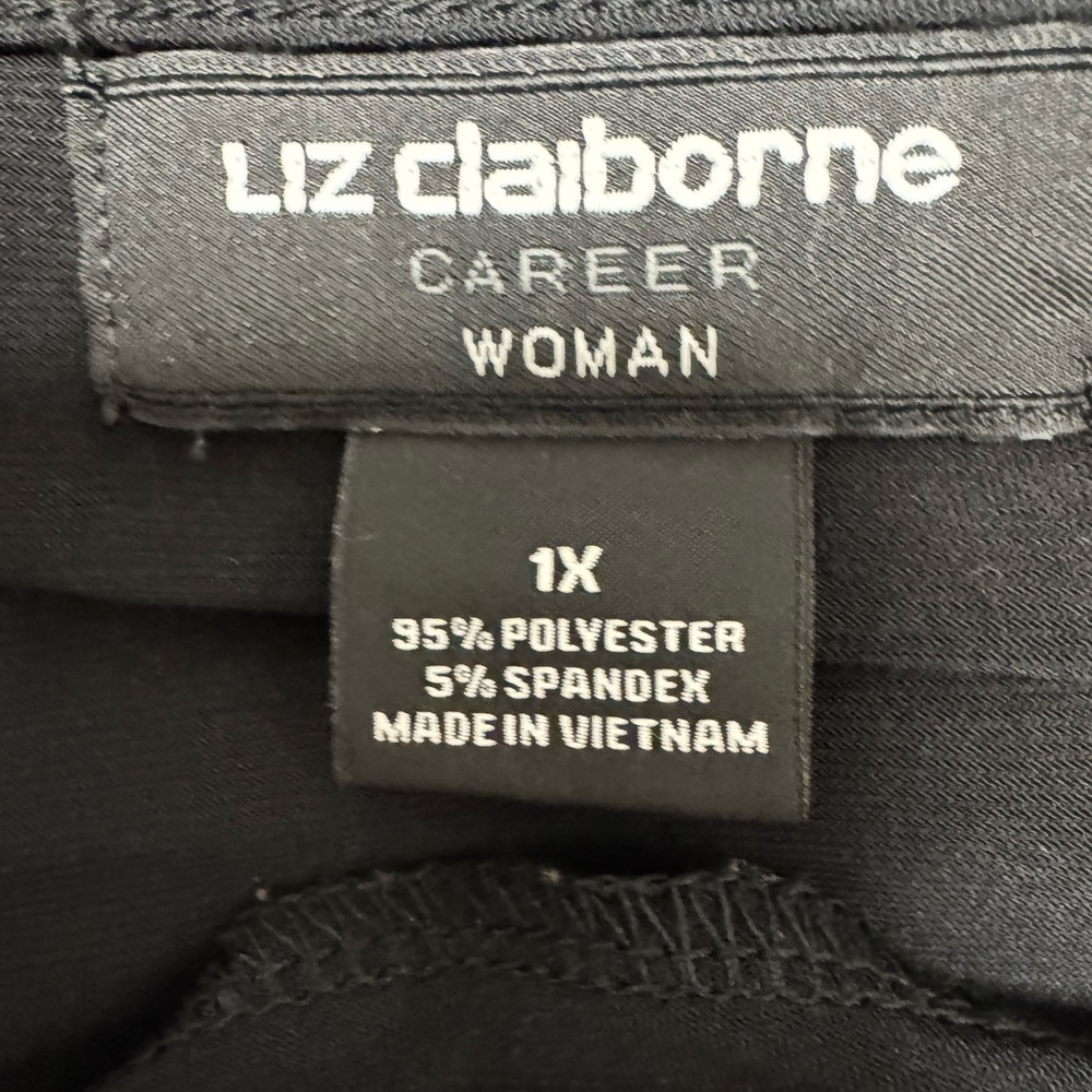 Liz Claiborne Career Chic Elegant Black Pleated Blouse Size 1 X - Picture 7 of 8